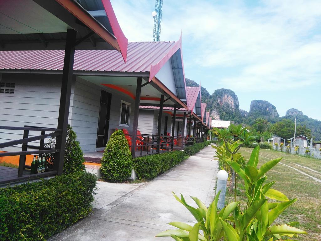 Phi Phi Coralbay Hotel Екстериор снимка