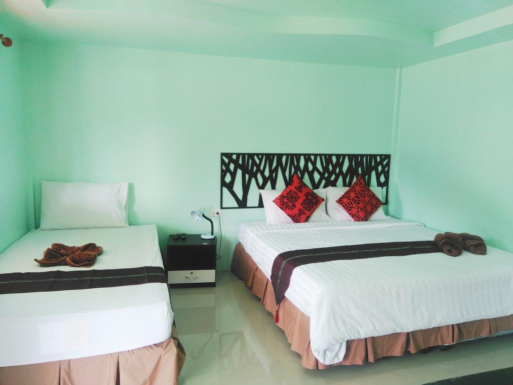 Phi Phi Coralbay Hotel Екстериор снимка