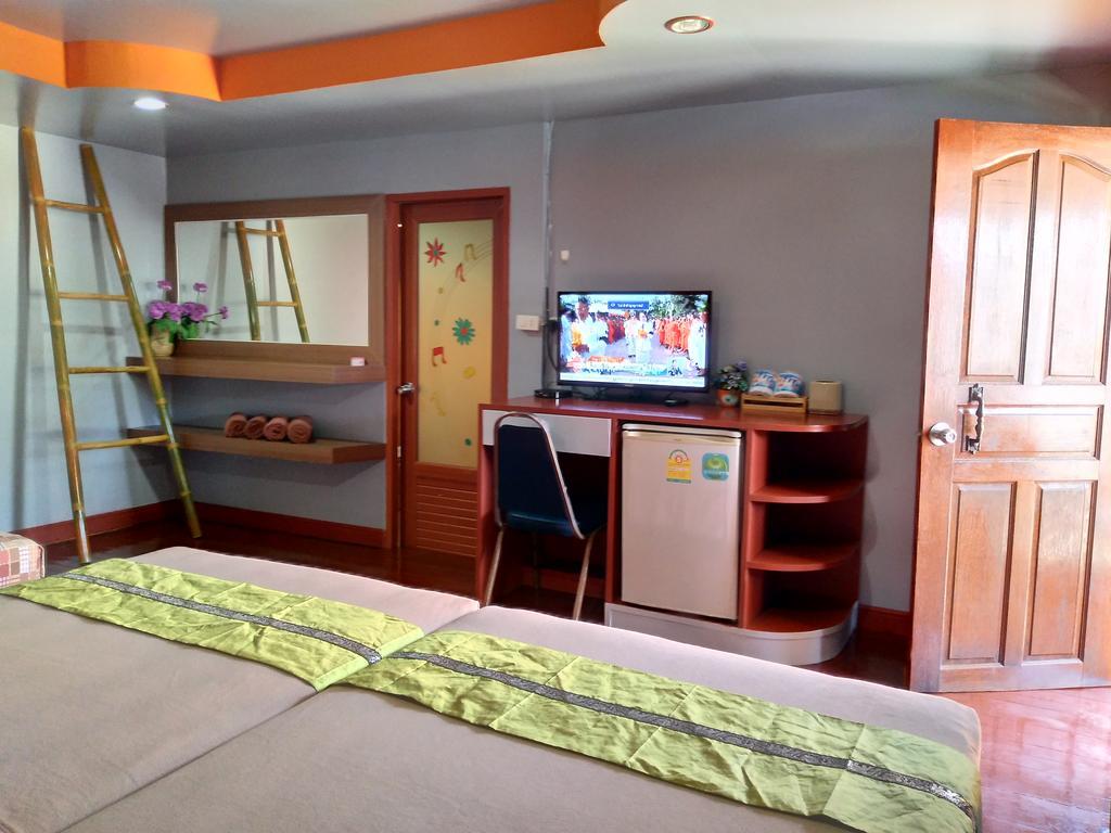 Phi Phi Coralbay Hotel Екстериор снимка