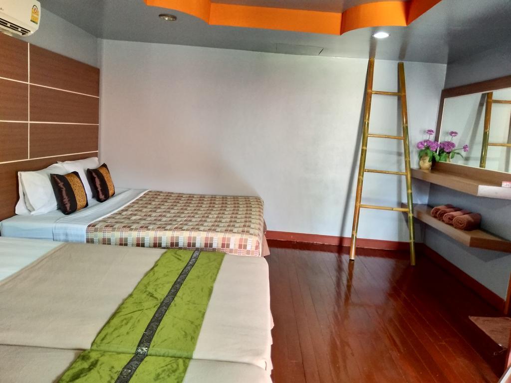 Phi Phi Coralbay Hotel Екстериор снимка
