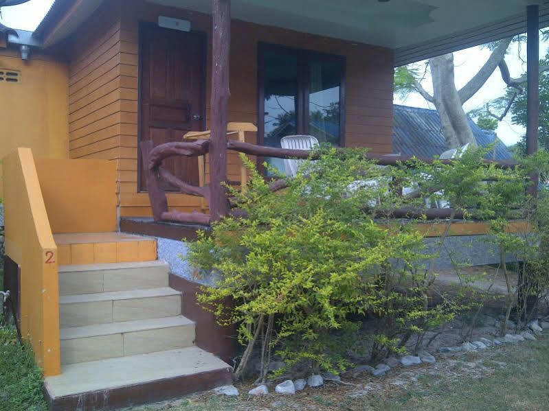Phi Phi Coralbay Hotel Екстериор снимка